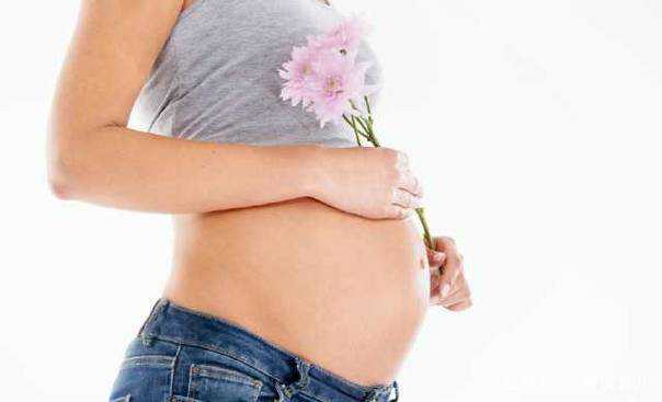 怀孕三个月可以进行无痛分娩吗？